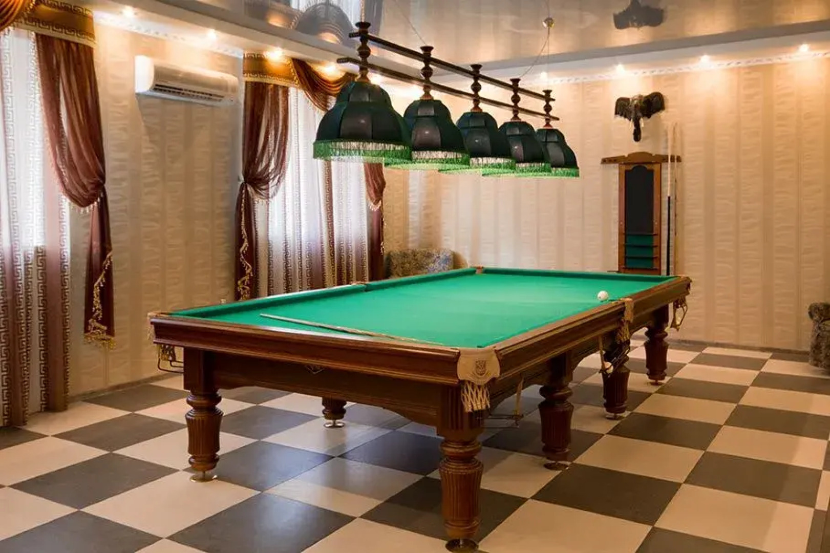 Гостиница Четыре Сезона