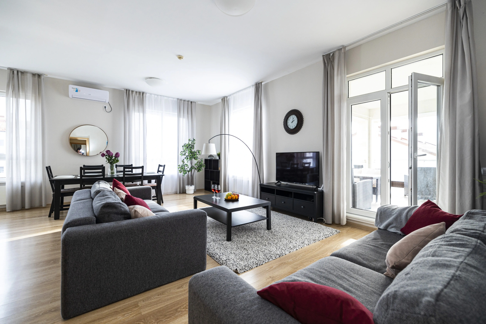 Апартаменты Smart Aparts Grand Seaview