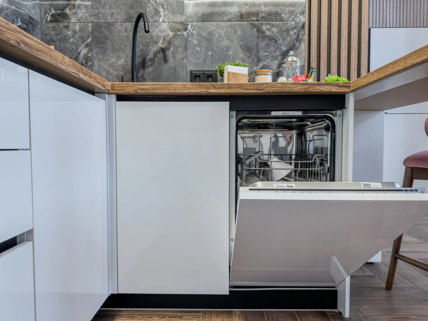 Квартира Green FOX для троих - ремонт, техника и уют