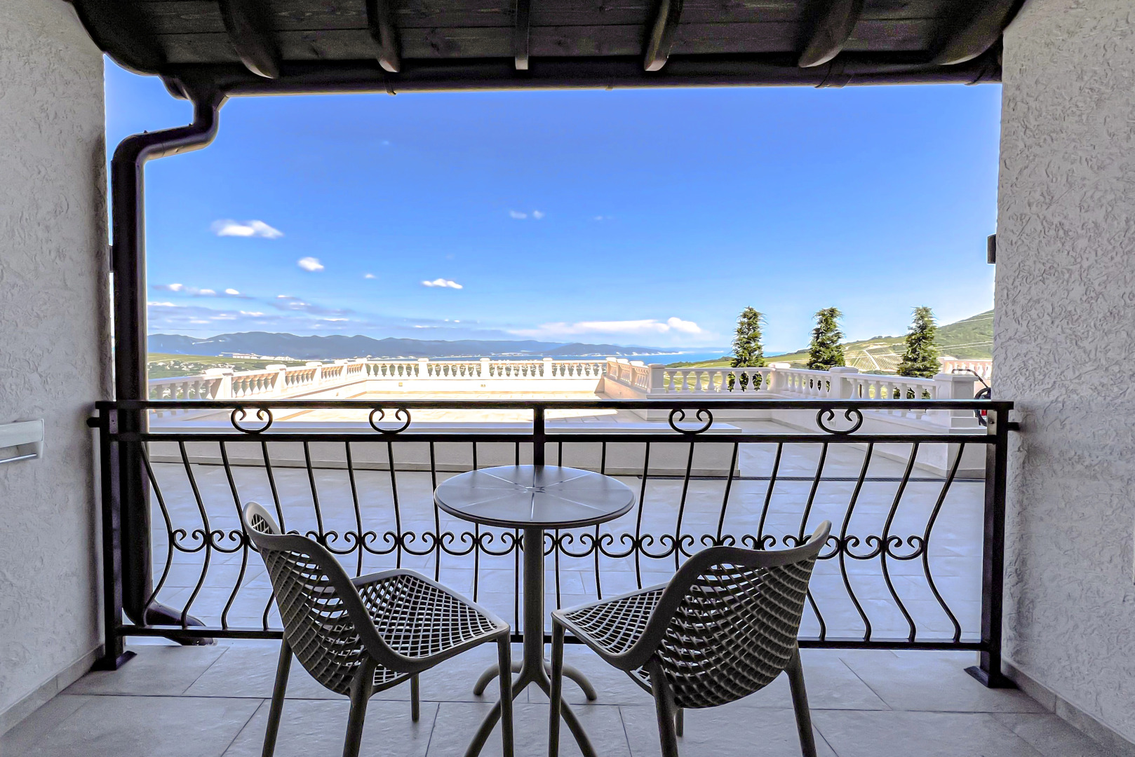 Отель Шато Пино