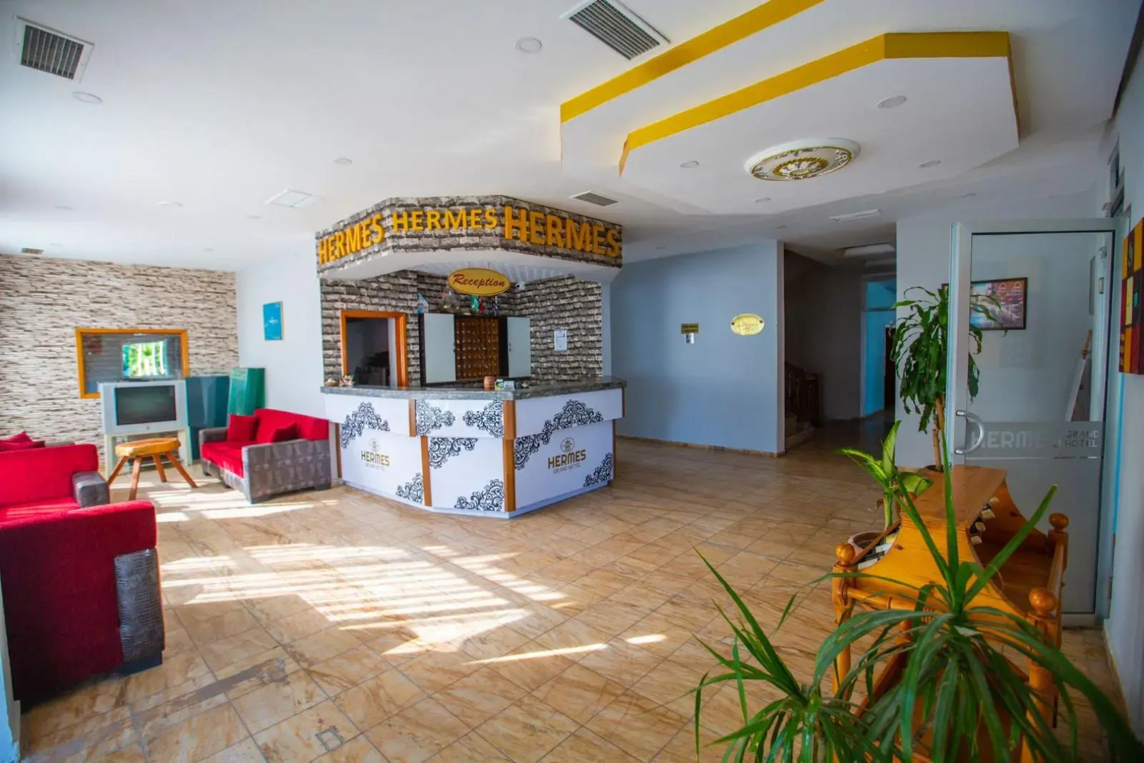 Отель Grand Hermes