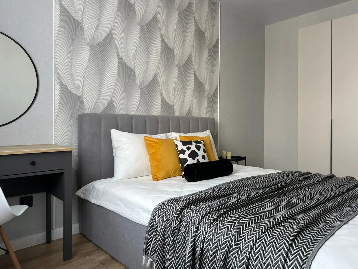 Квартира Премьер Апарт на Татьяны Барамзиной 38