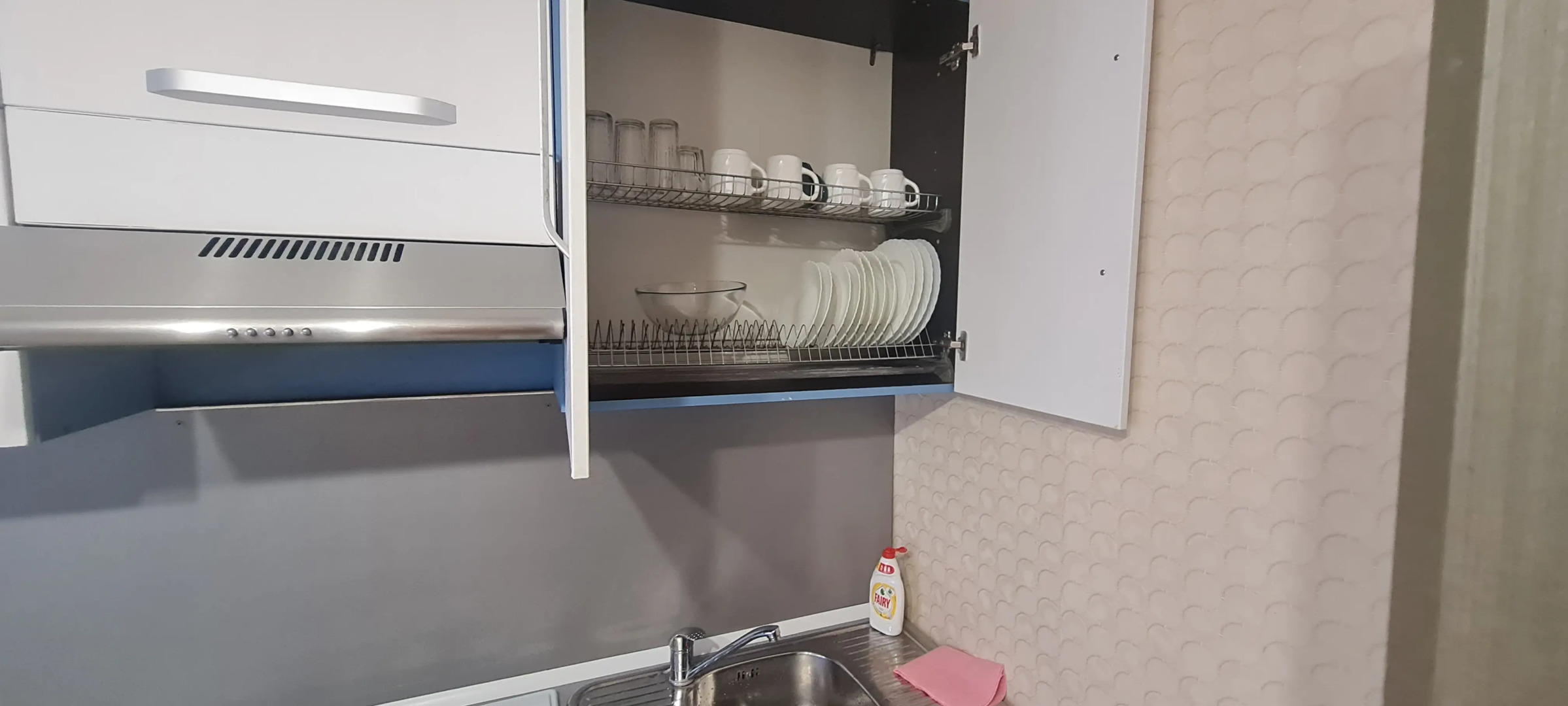 Квартира Уютная в Тихом Районе Возле Центра Города