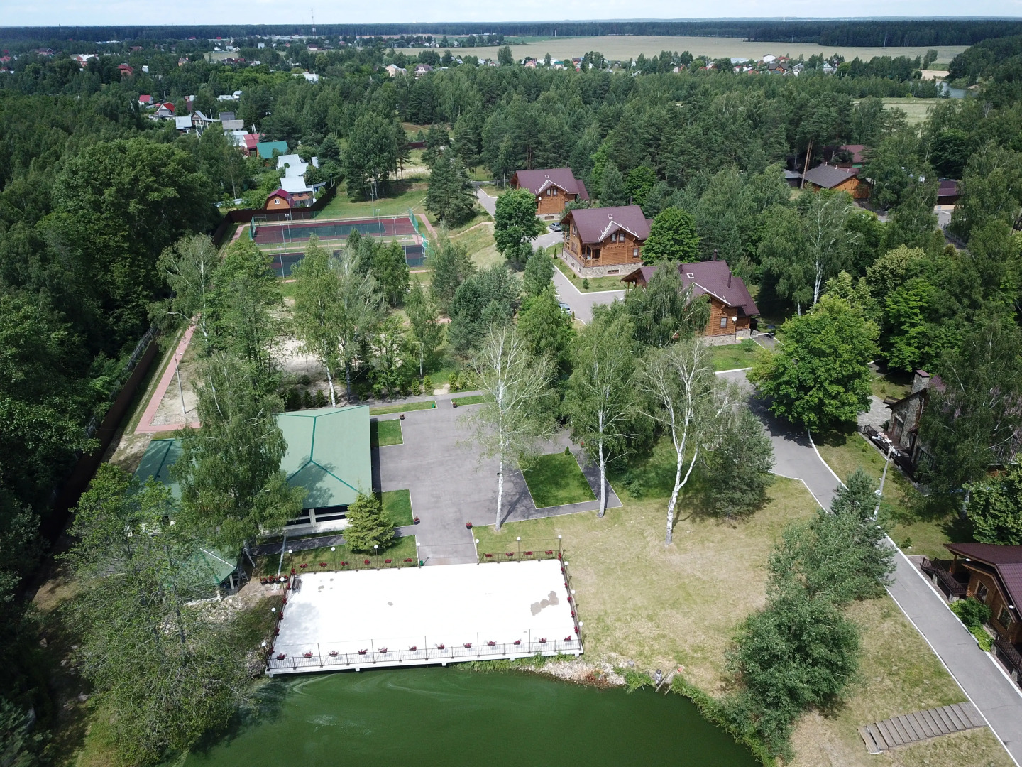 Загородный комплекс ЛЕСНЫЕ ПРУДЫ