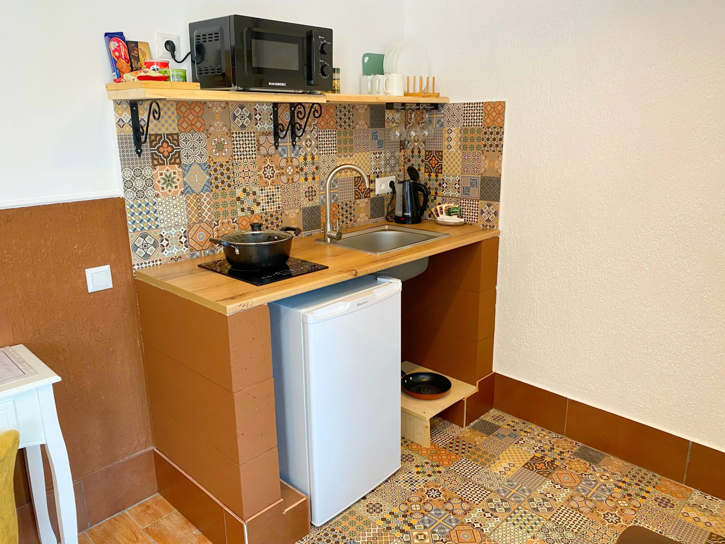 Отель Orange Kutaisi