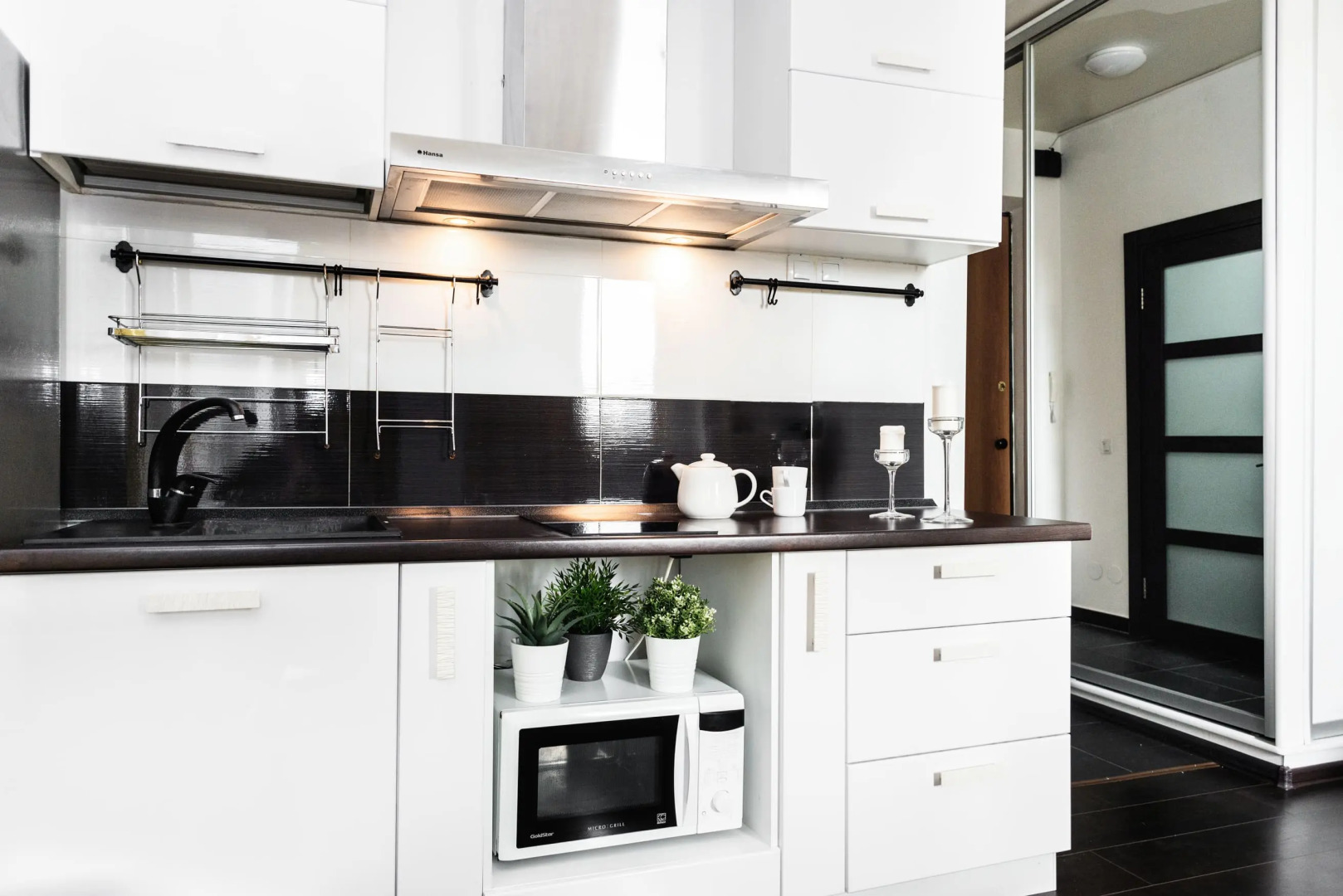 Апартаменты ApartHause 10 минут до БЦ Высоцкий