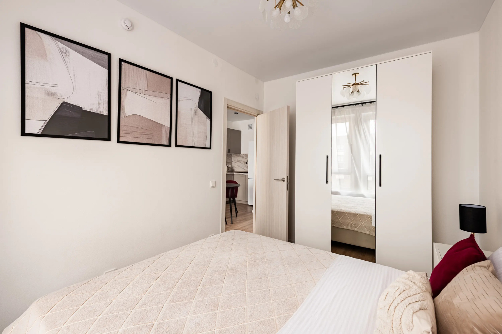 Квартира Клубника со Сливками