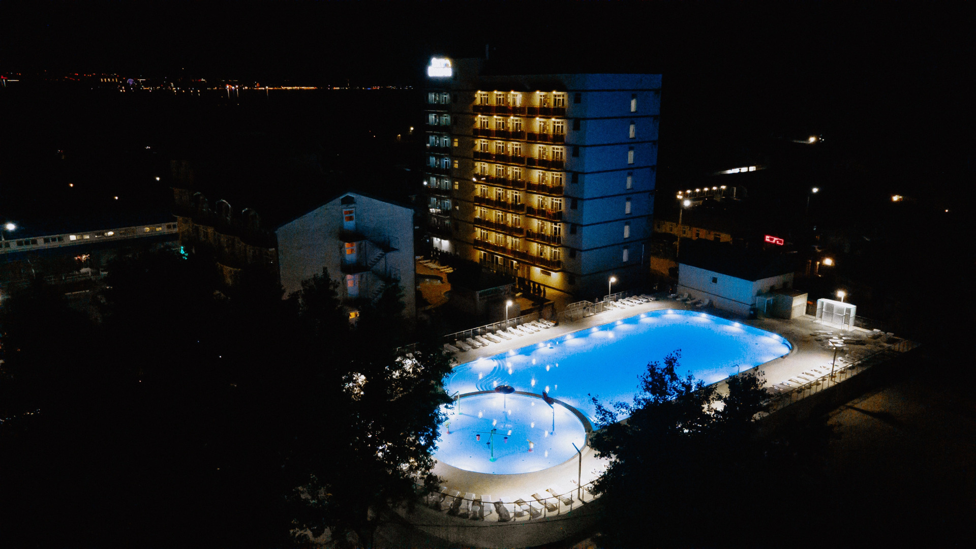 Курортный отель Скай Бридж (Sky Bridge)