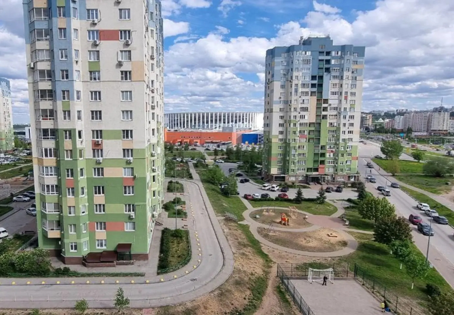 Квартира однокомнатная с видом на Волгу и стaдиoн