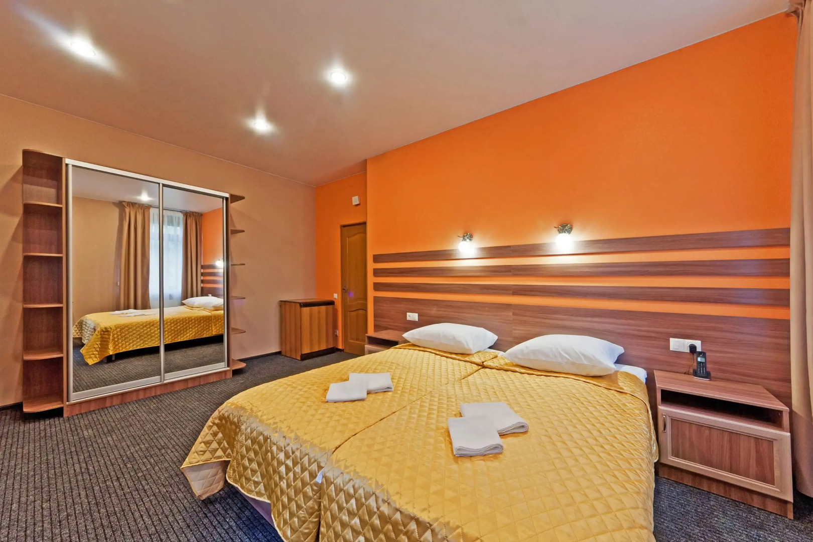 Отель Виктория