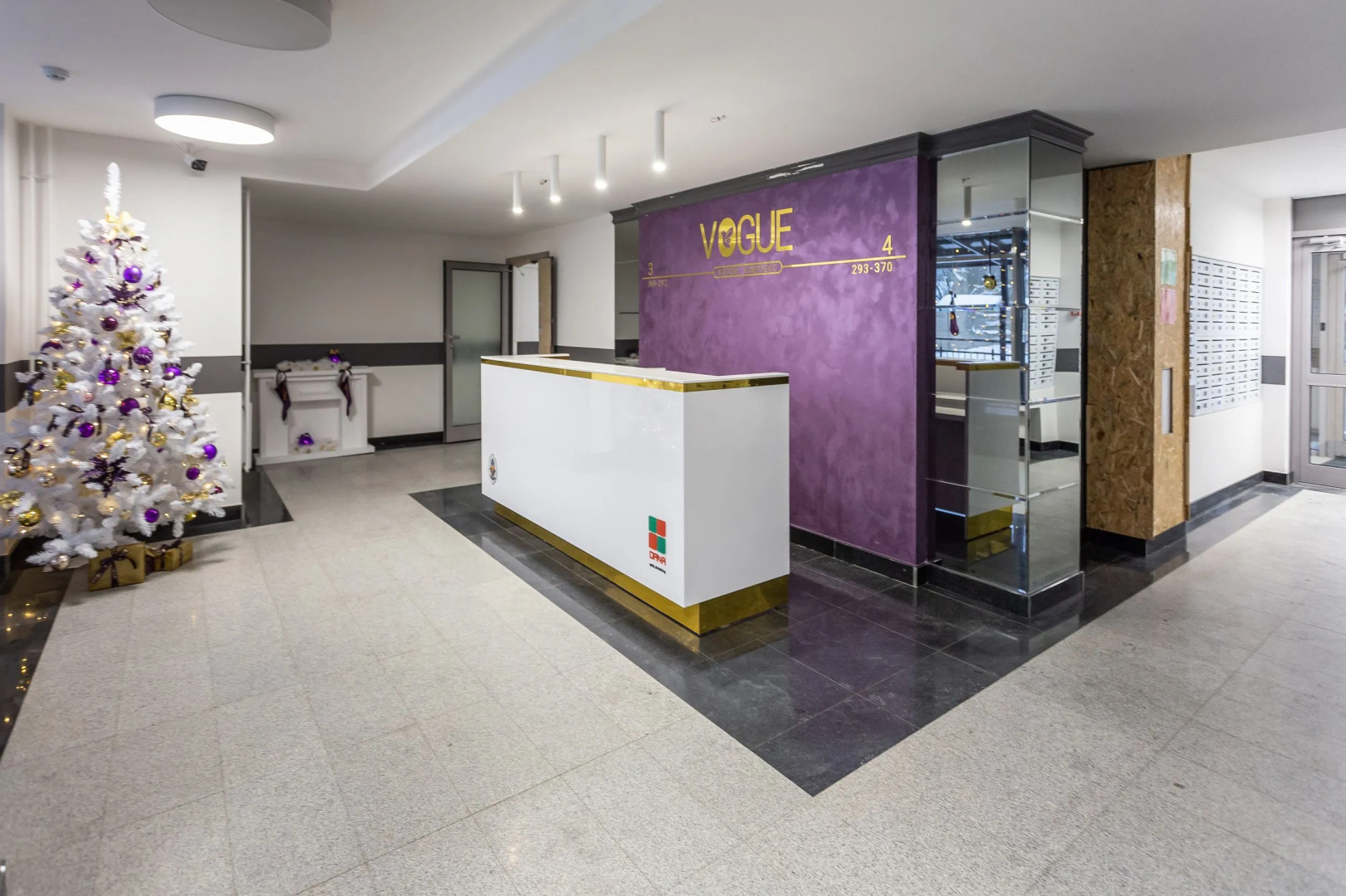 Квартира на сутки Парк Челюскинцев Метро в шаговой доступности Кухня объединена с жилой зоной Отдельная спальня Wi-Fi Самозаселение