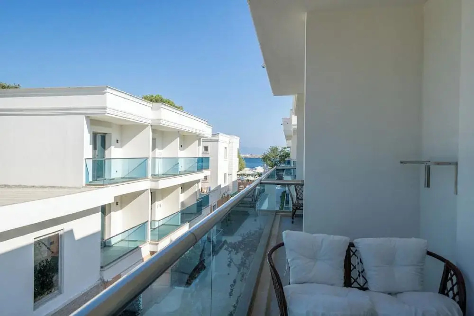 Отель Inone Mucho Selection Hotel