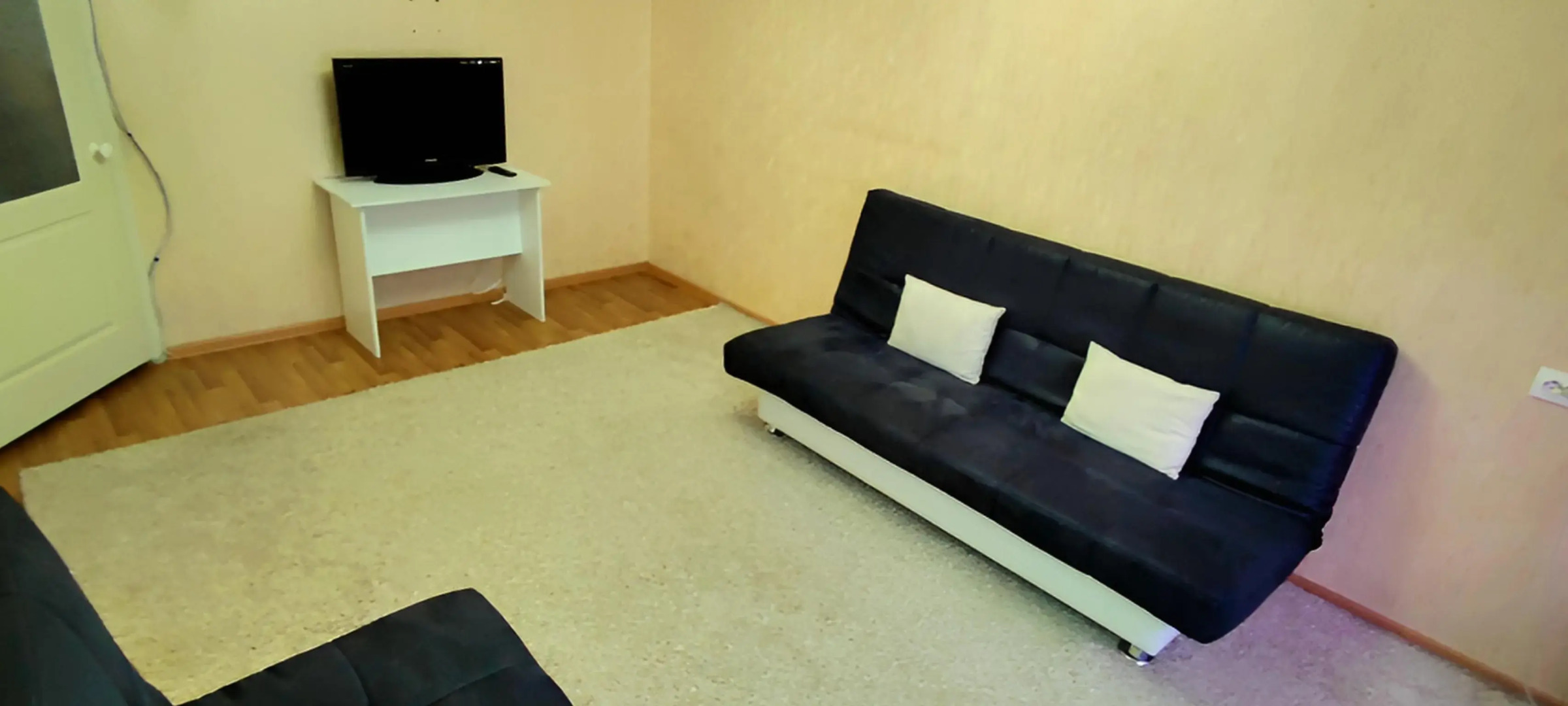 Квартира Трехкомнатная в Центре Города Набережные Челны