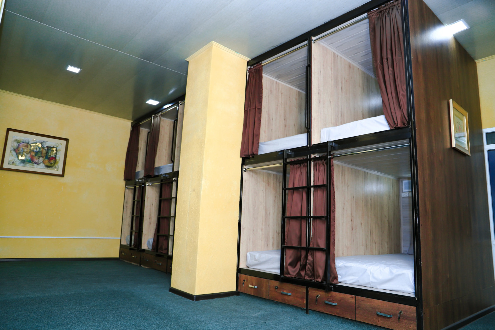 Хостел Capsule