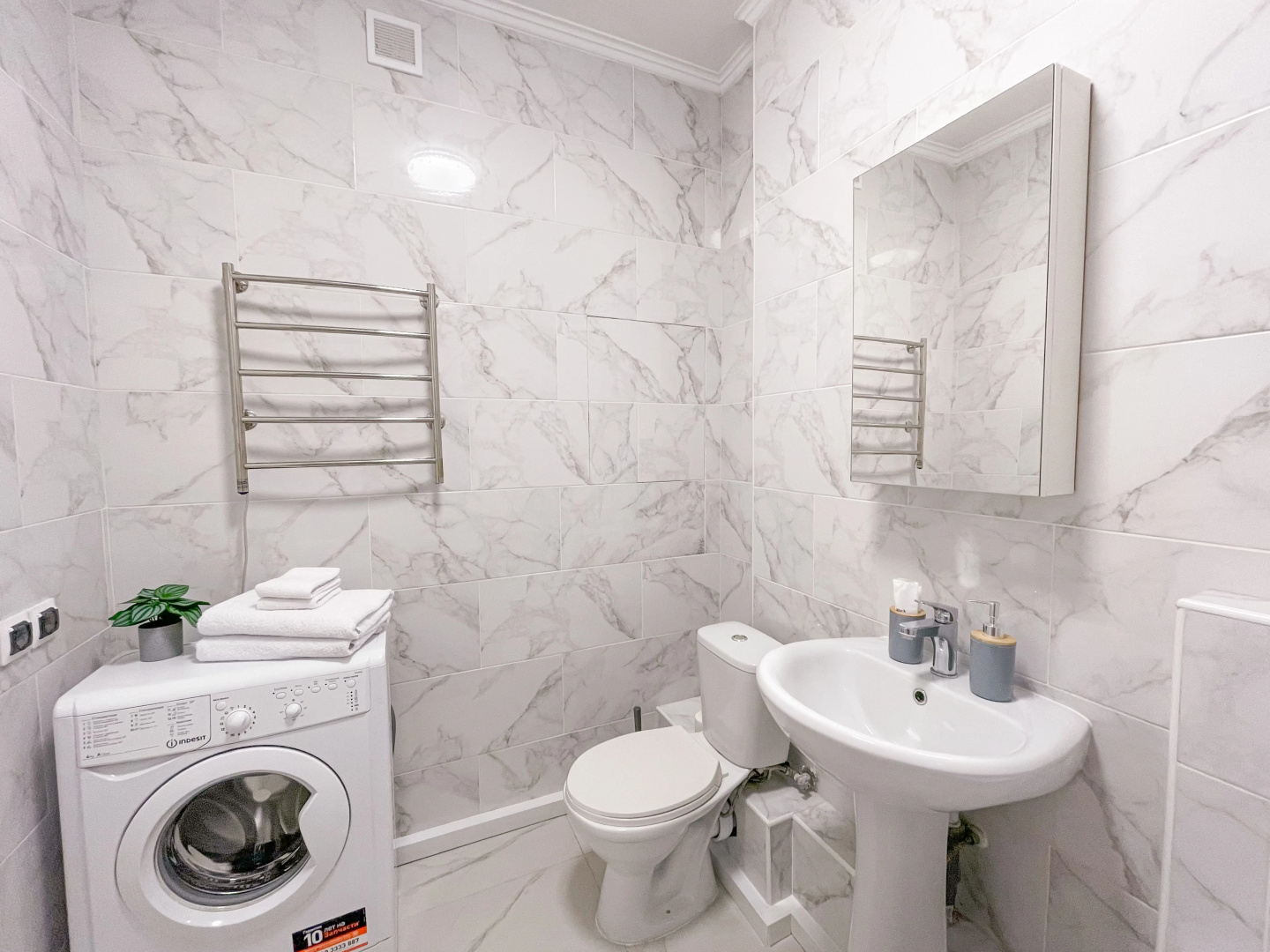 Квартира MaxRealty24 Липовой Рощи, 2к1