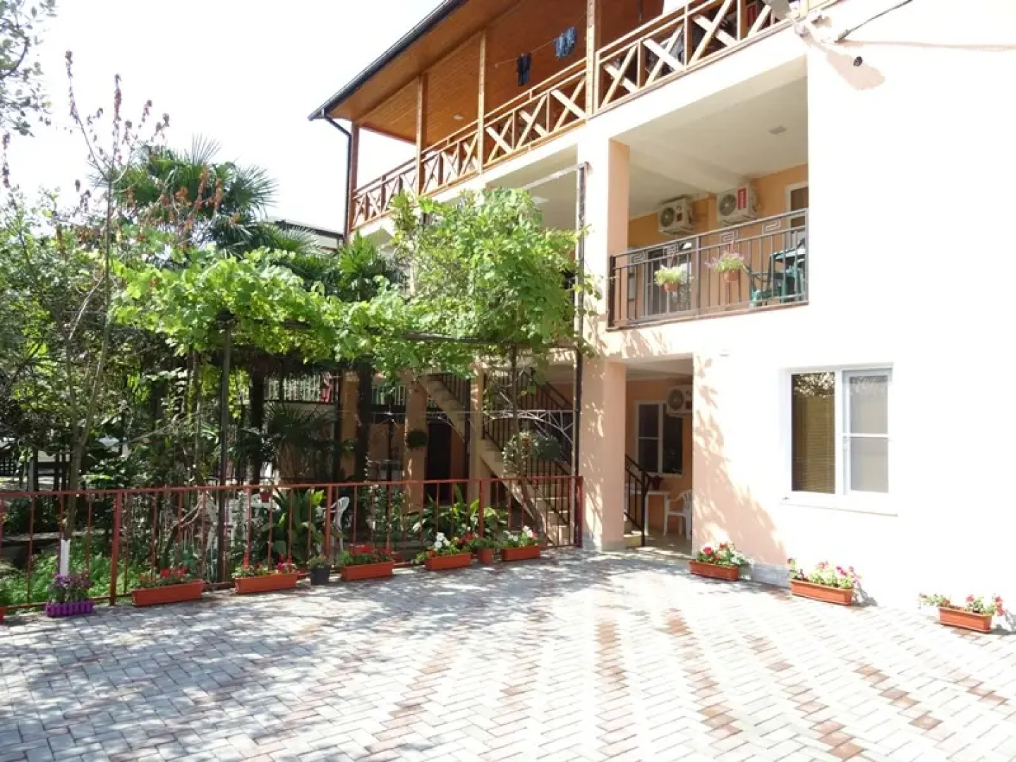 Отель Акварель