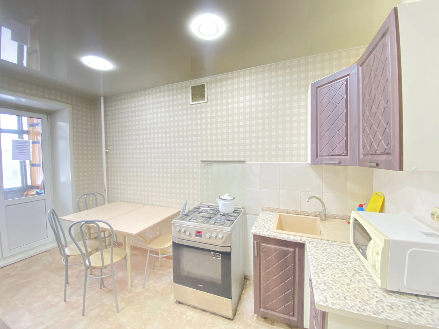 Квартира Двухкомнатная с 5 Раздельными Местами