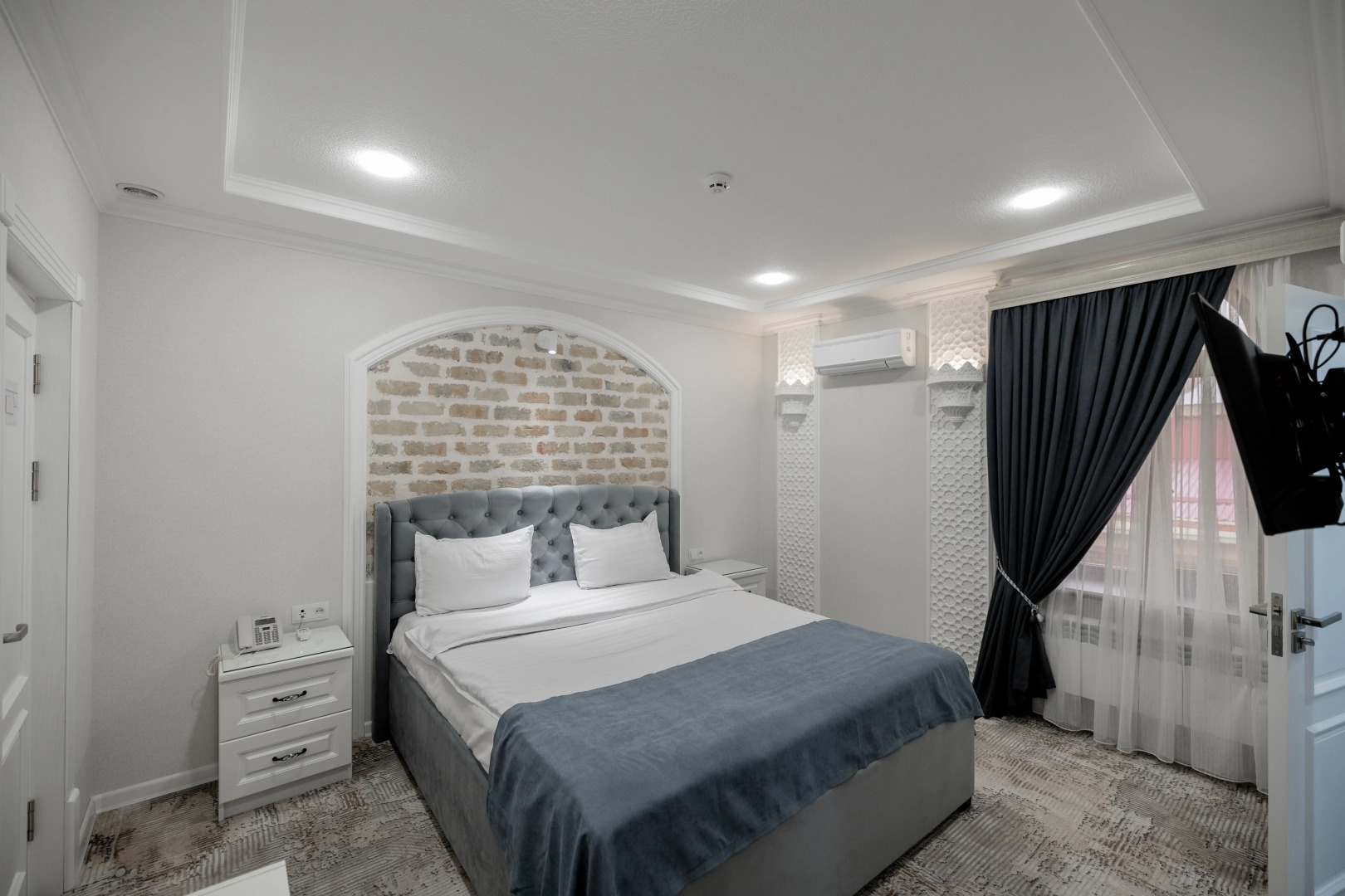 Отель Billuri Sitora