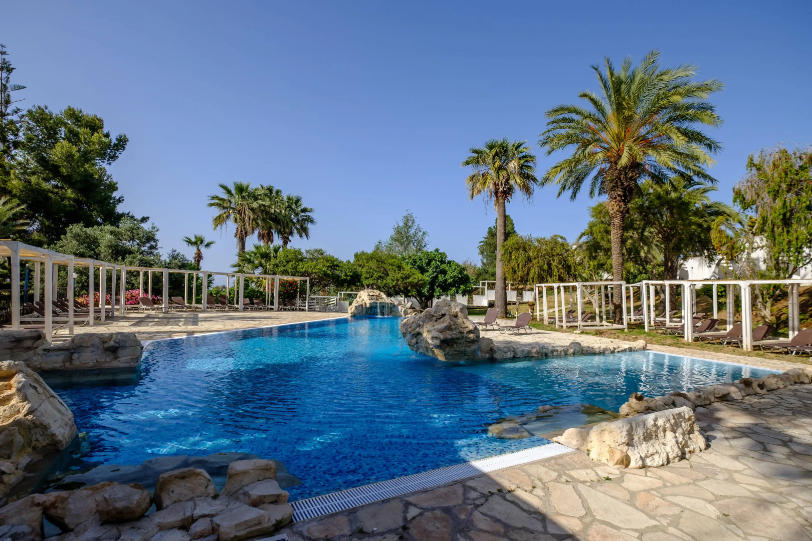 Отель Latchi Family Resort