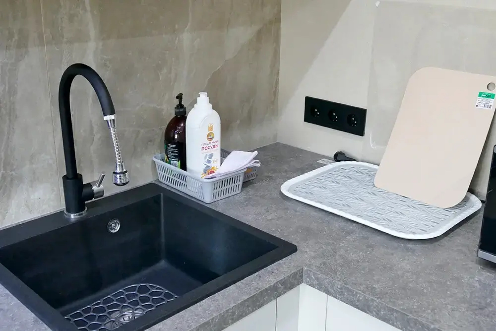 Апартаменты 2-комнаятная квартира на улице Жуковского