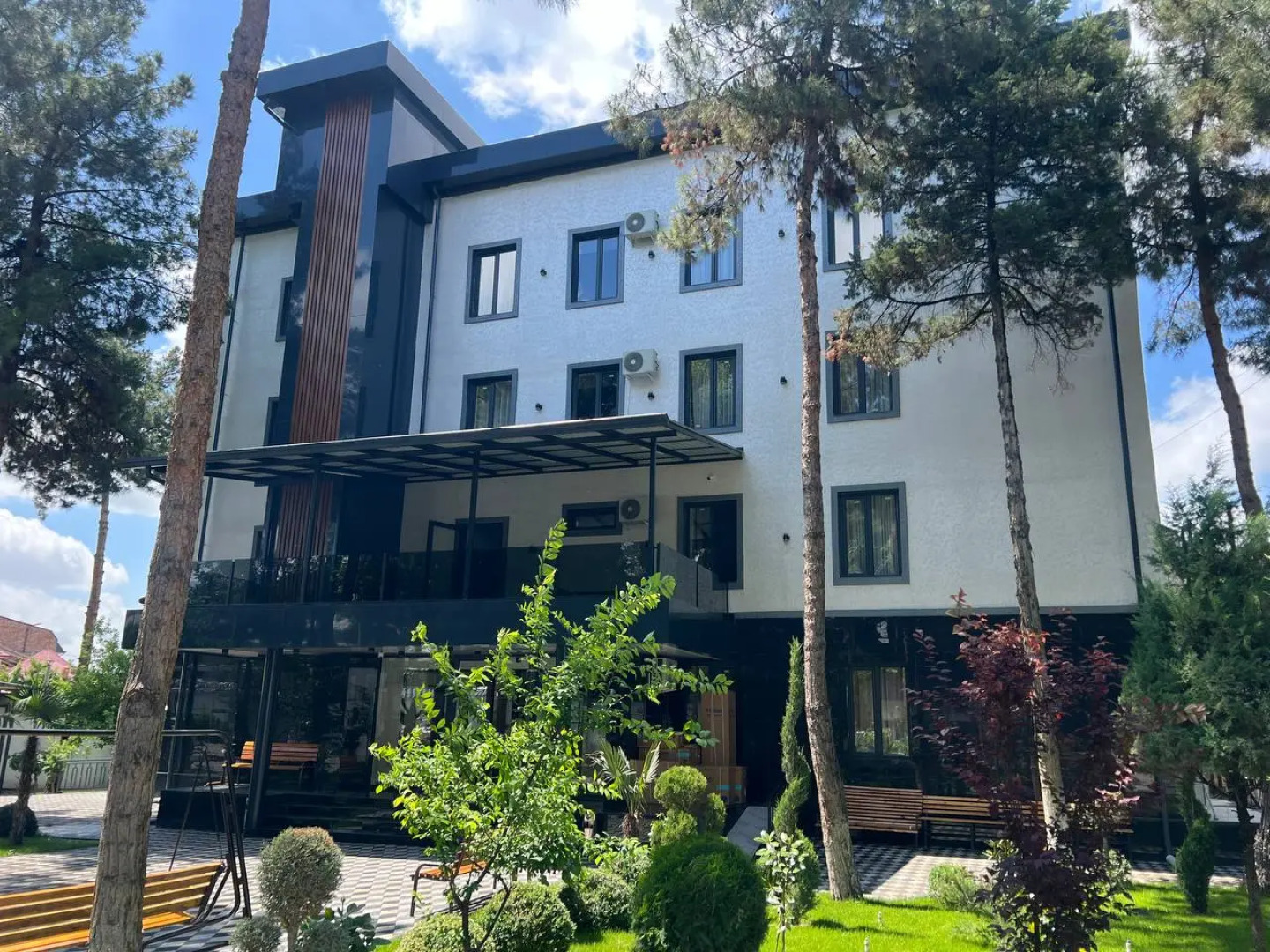 Отель DSF GARDEN HOTEL