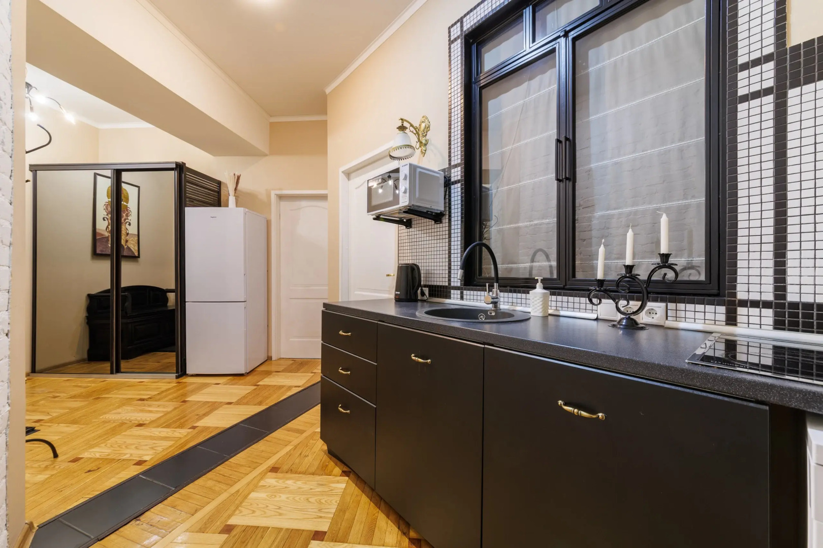 Апартаменты Лофт у Площади Восстания 2 спальни