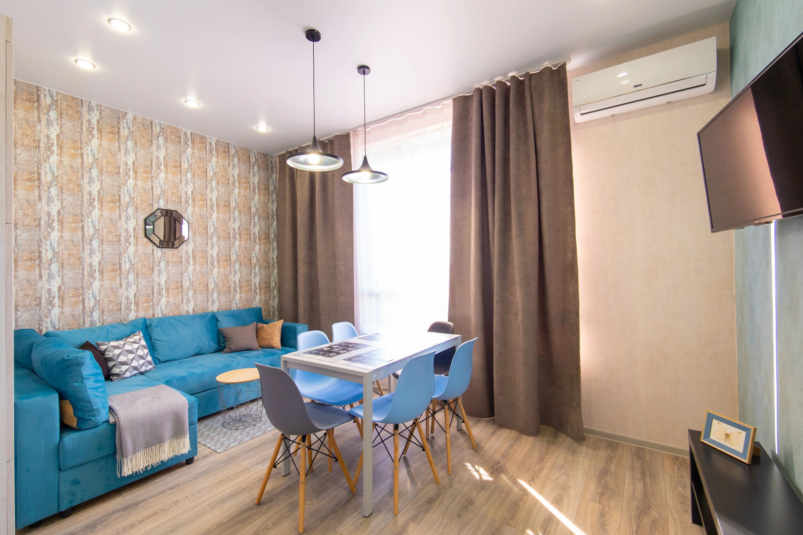 Апартаменты Море Апартаментов на Кувшинок 8-4