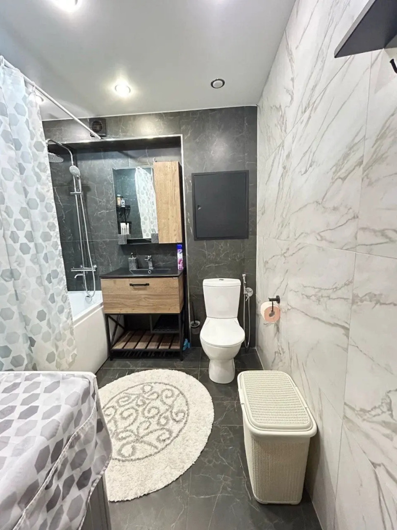 Апартаменты с дизайнерским ремонтом у парка