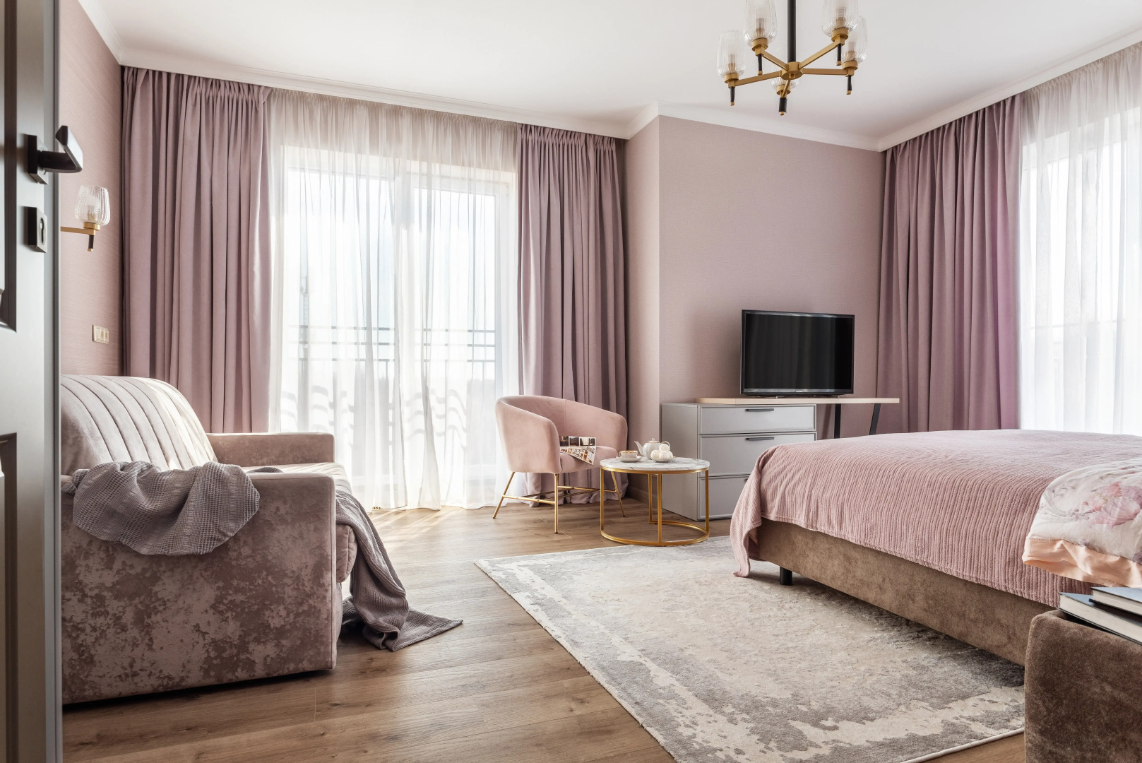 Квартира с Панорамным Видом на Море