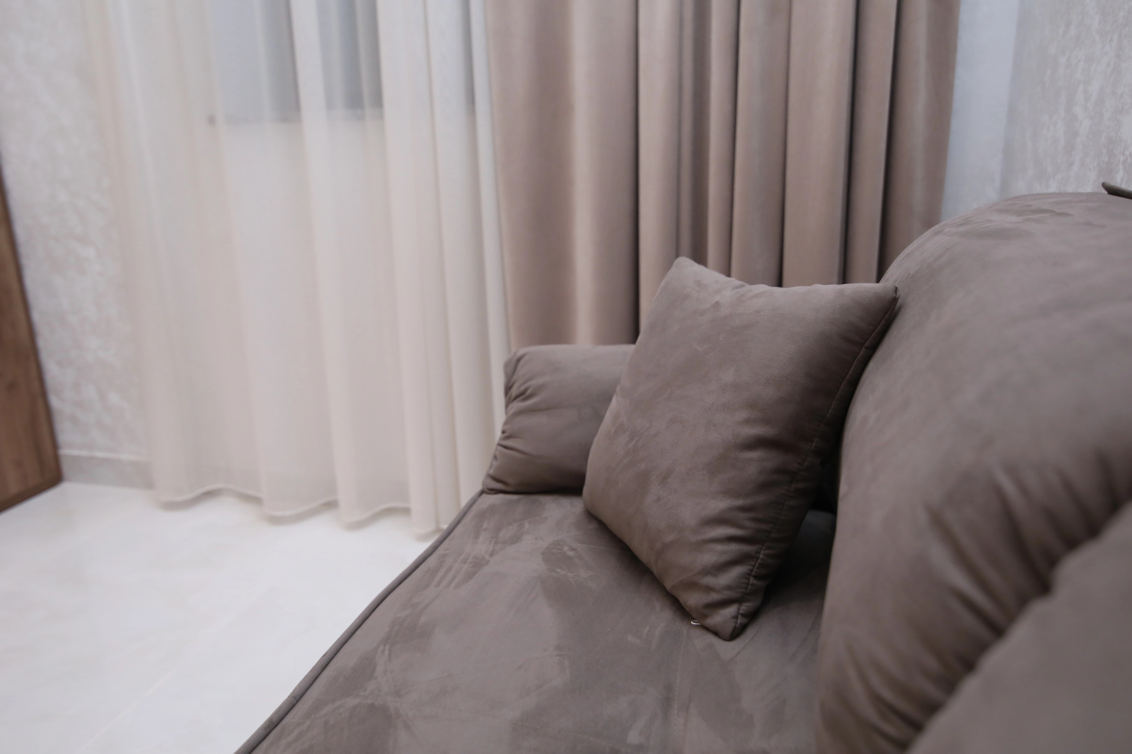 Отель Louvre Home