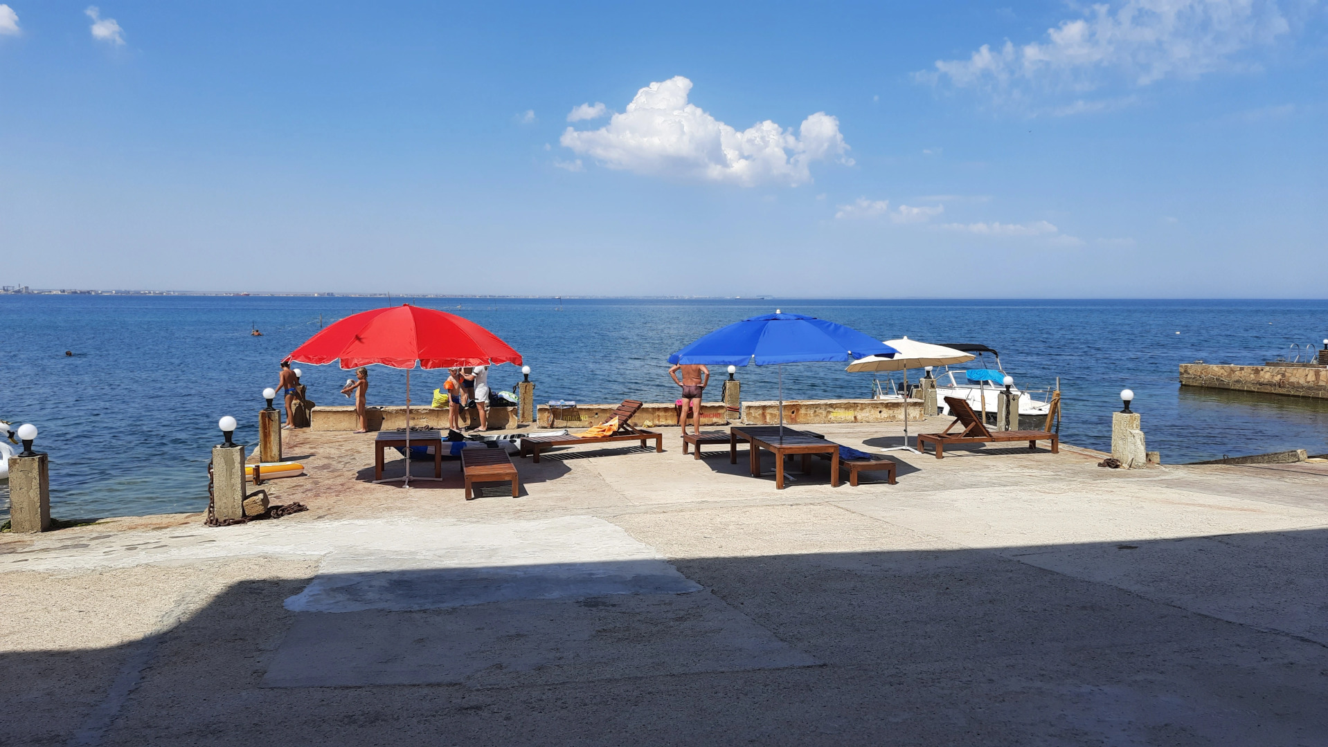 Яхт-клуб Кайрос