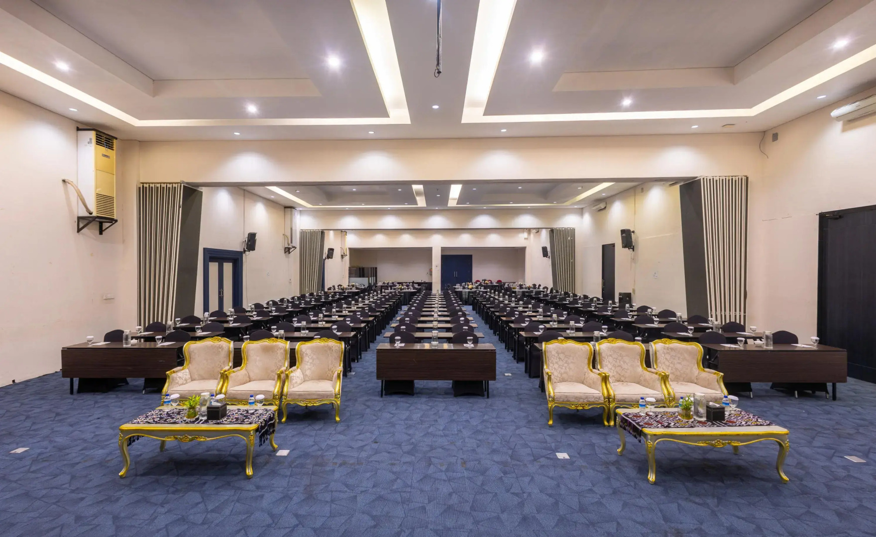 Отель NEO Eltari, Kupang