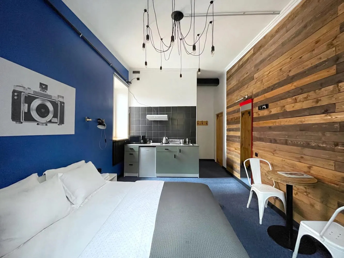 Хостел BookCase Hotel&Hostel