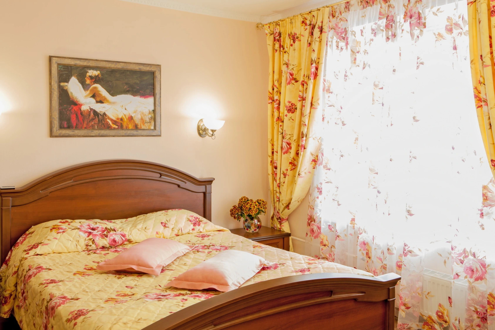 Отель Электрон