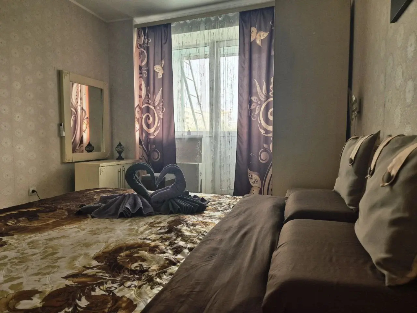 Квартира Просторная квартира с эркером в центре города-героя