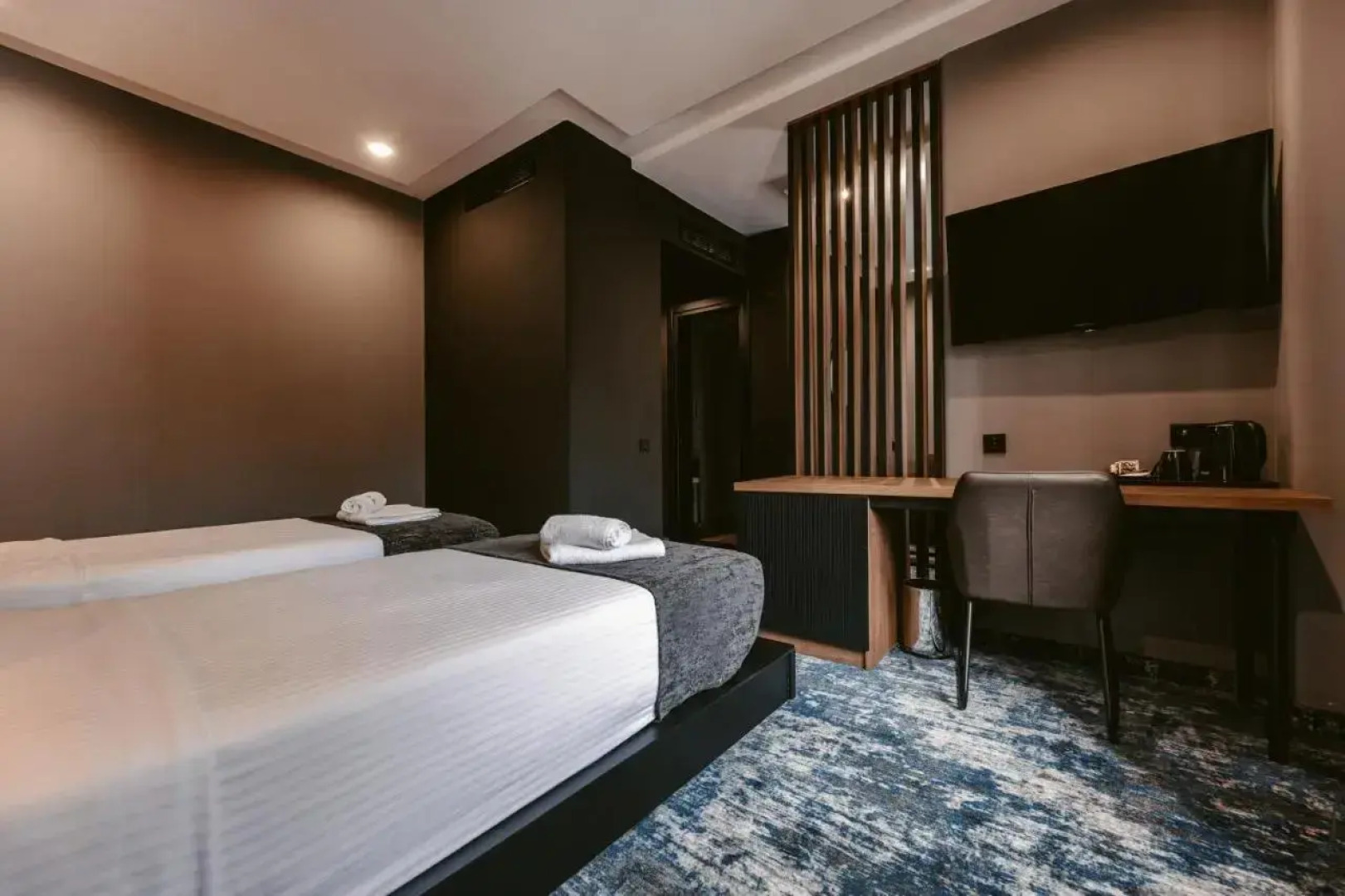 Отель Splendid Tbilisi