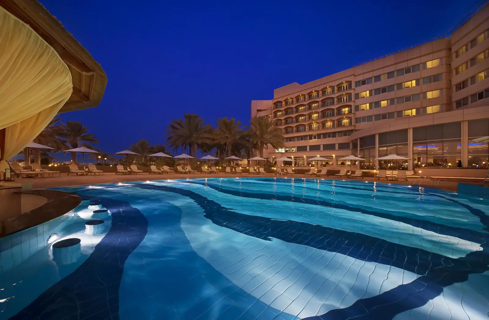 Danat Jebel Dhanna Resort