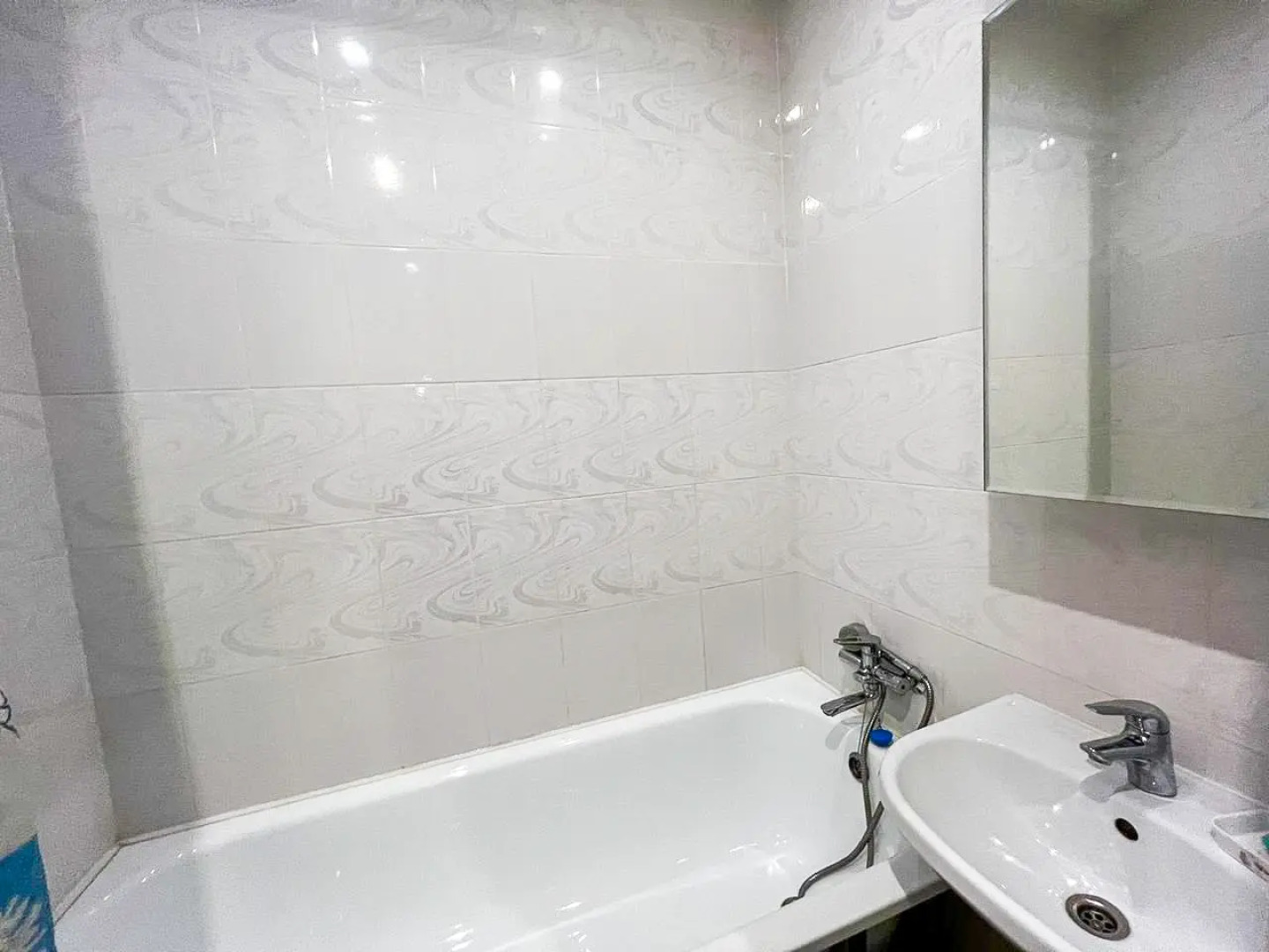 Апартаменты Квартира AlexHome РП Свердловский Молодежная 1