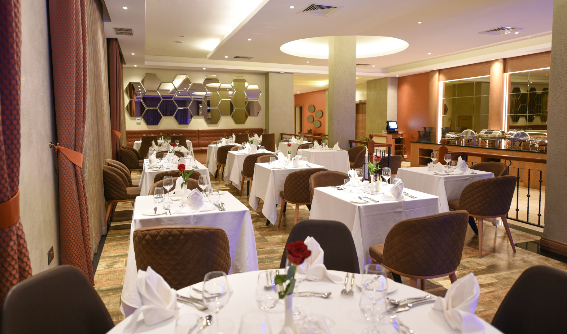 Отель The Athena