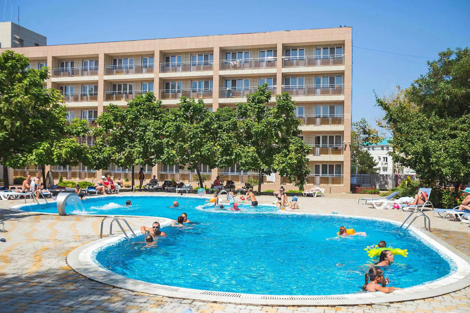 Отель Де ла Мапа