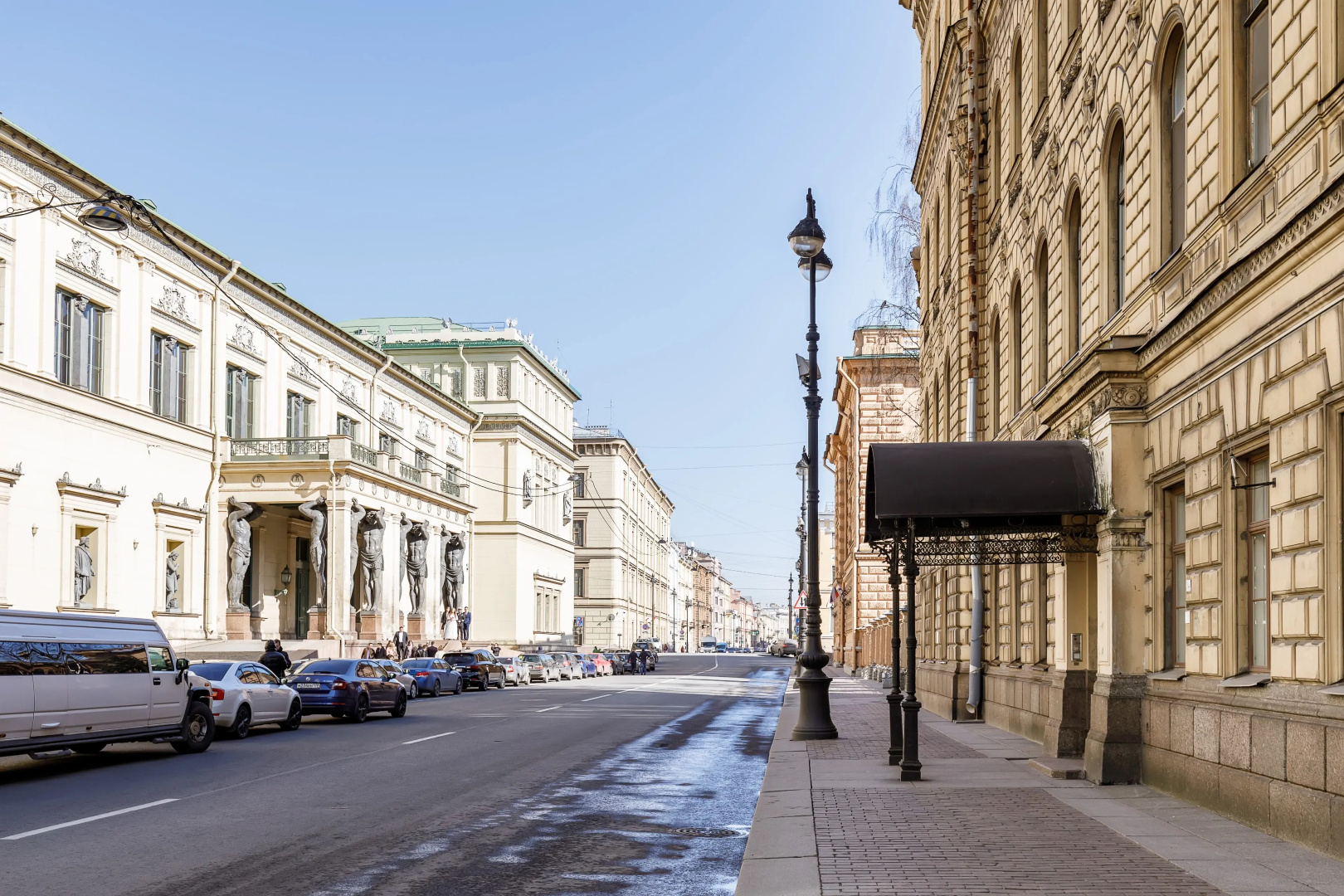 Апартаменты Hermitage Mansard 170 кв.м напротив Дворцовой Площади с Видом на Эрмитаж