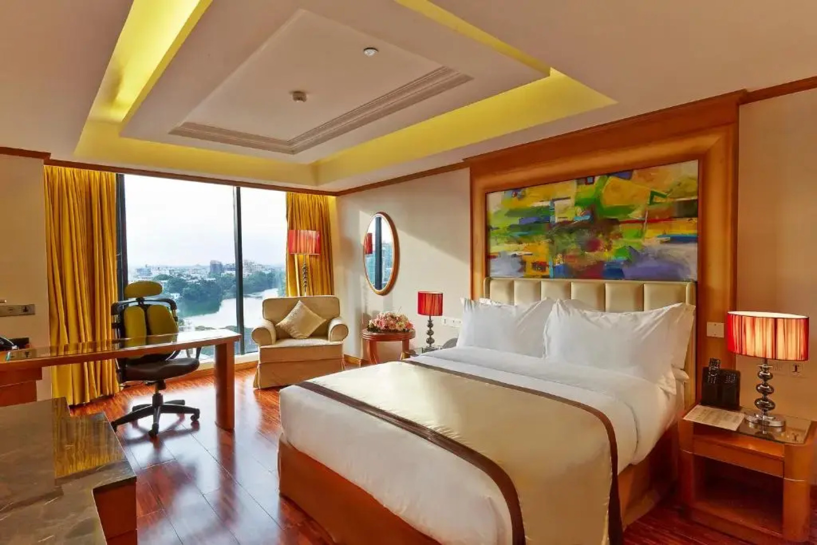 Отель Six Seasons