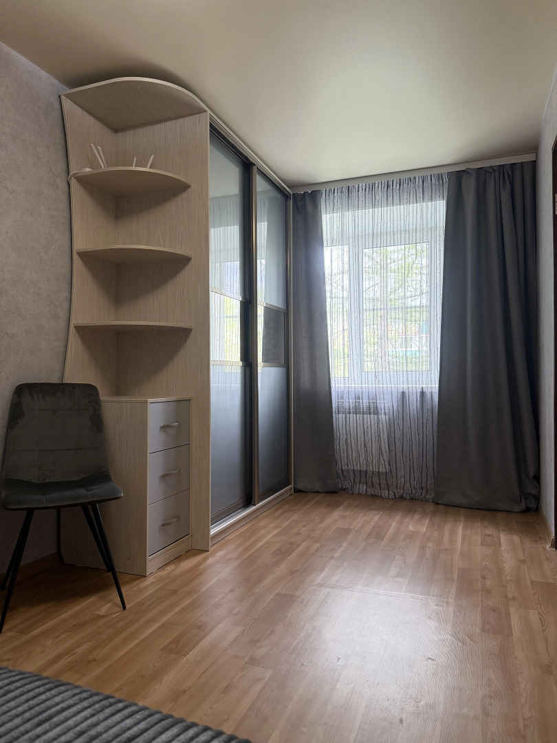 Квартира 2-комнатная в Ленинском районе рядом с метро Заречная