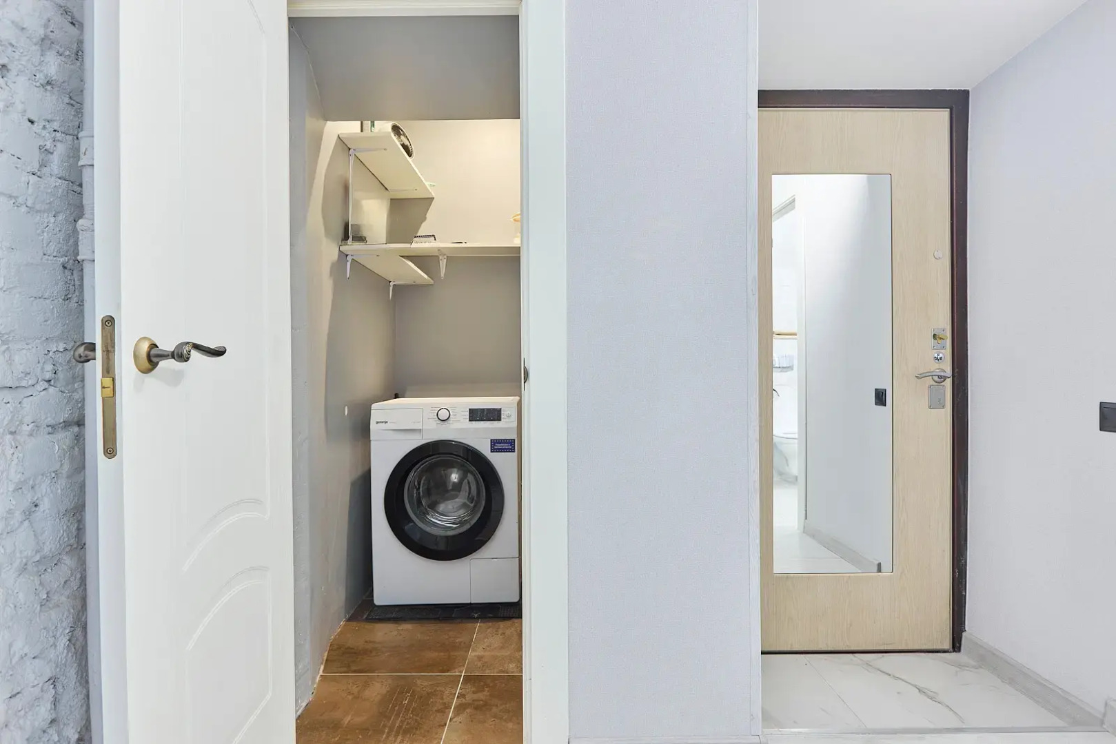 Квартира Orlov House с видом на крыши Петербурга