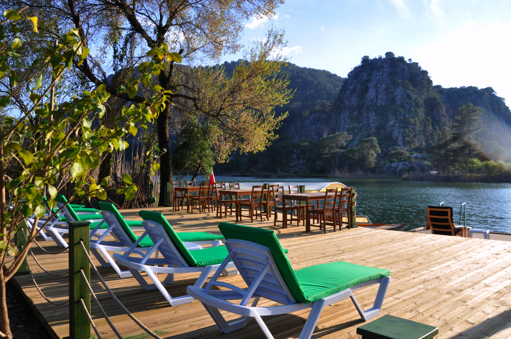 Dervi̇şhan Pension