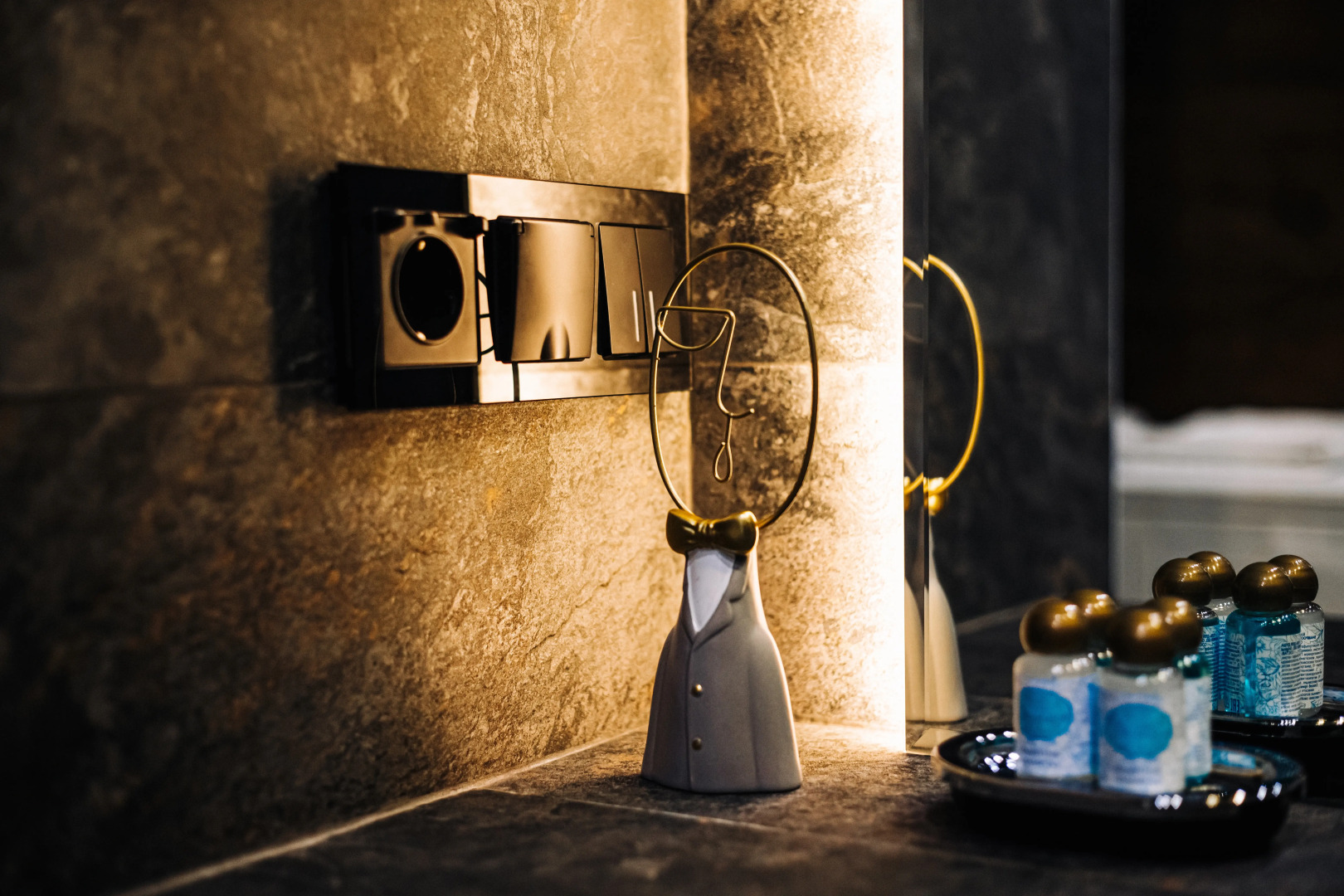 Апартаменты Lalapart Tropikana с ярким ремонтом на 30 этаже небоскреба Савеловский Сити