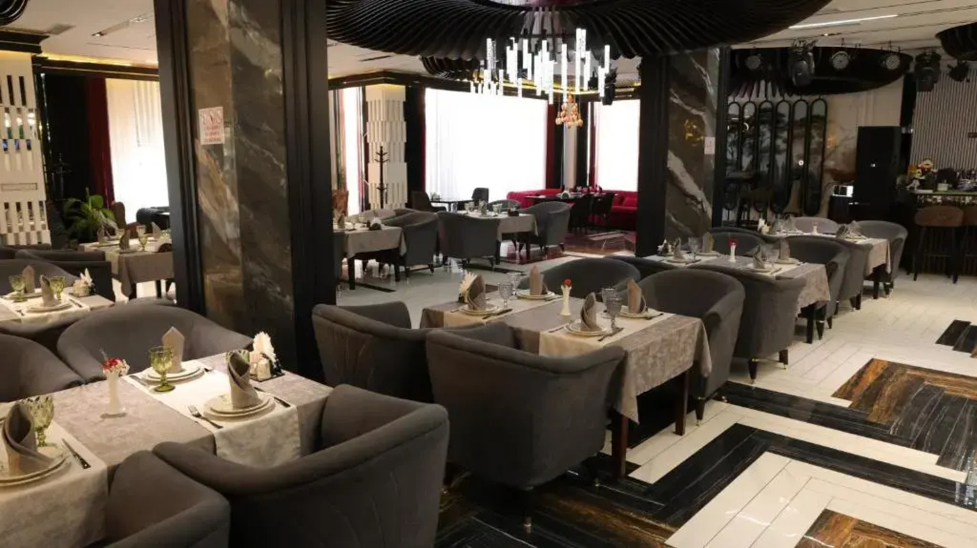 Отель Zarafshon Grand