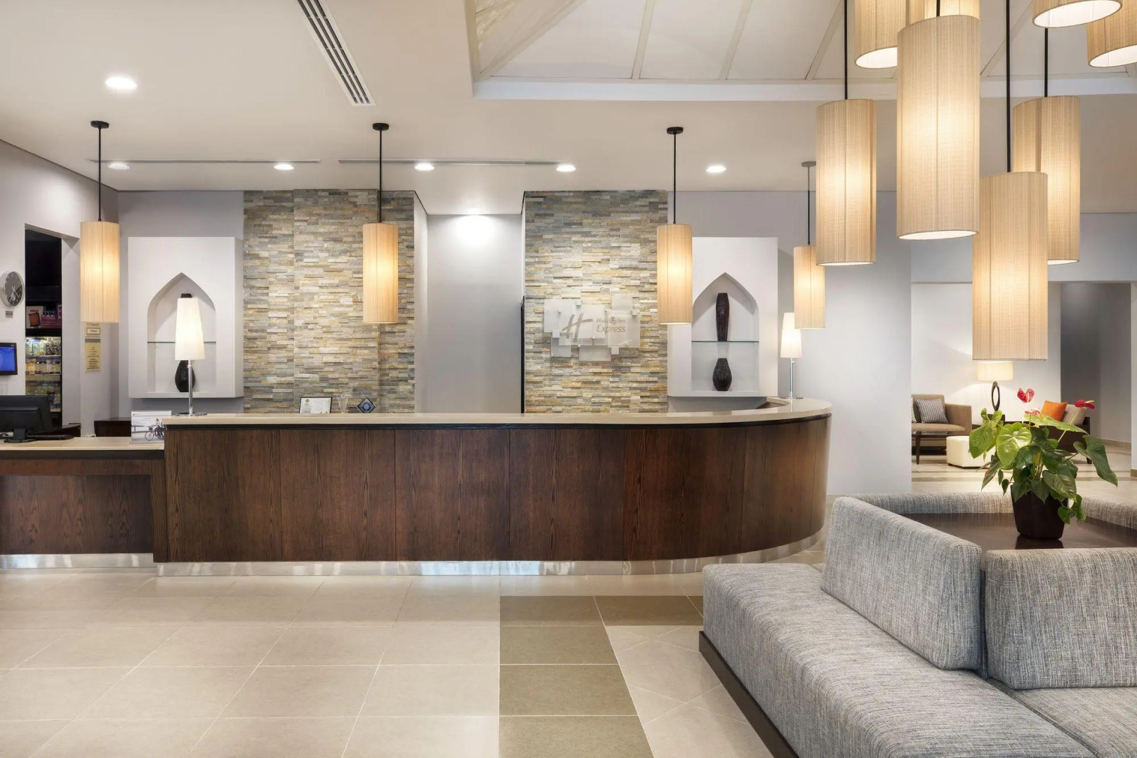 Holiday Inn Express Dubai Jumeirah an IHG Hotel