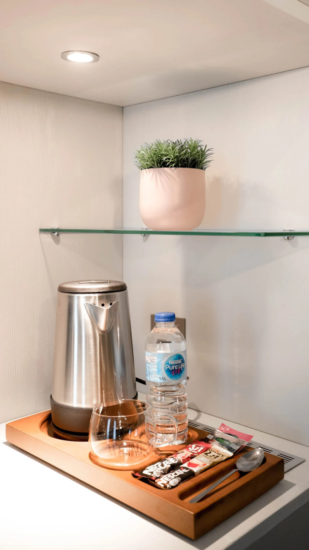 Отель Homey Airport