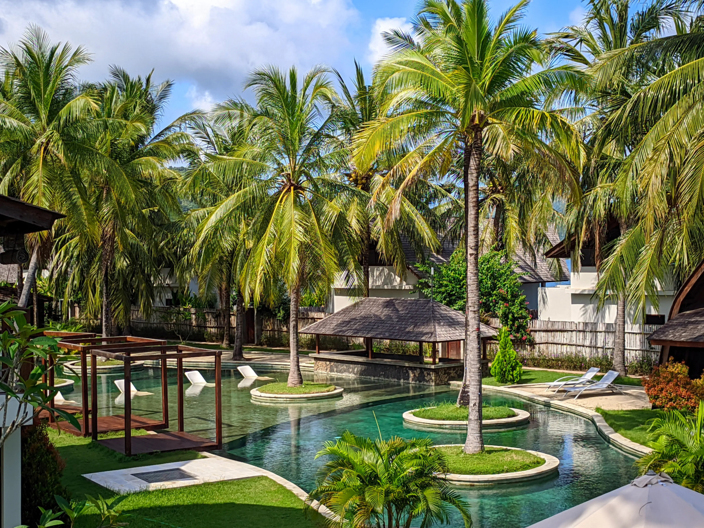 Отель The Club Villas Lombok